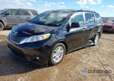 2015 Toyota Sienna Xle 8 Passenger from USA, damaged, VIN 5TDYK3DC1FS638668